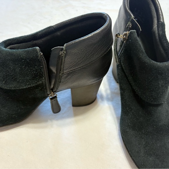 Elegant Black Women's Shoes - Picture 10 of 10